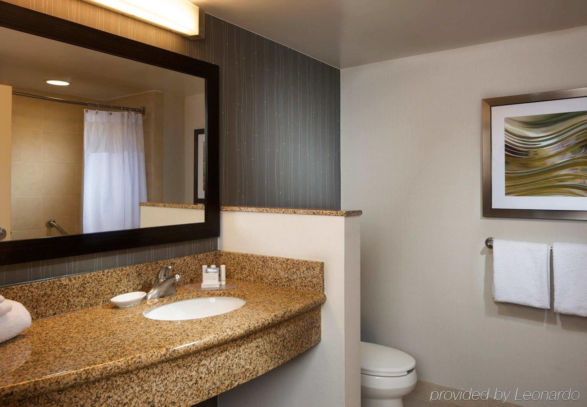Courtyard By Marriott Jackson Hotell Exteriör bild